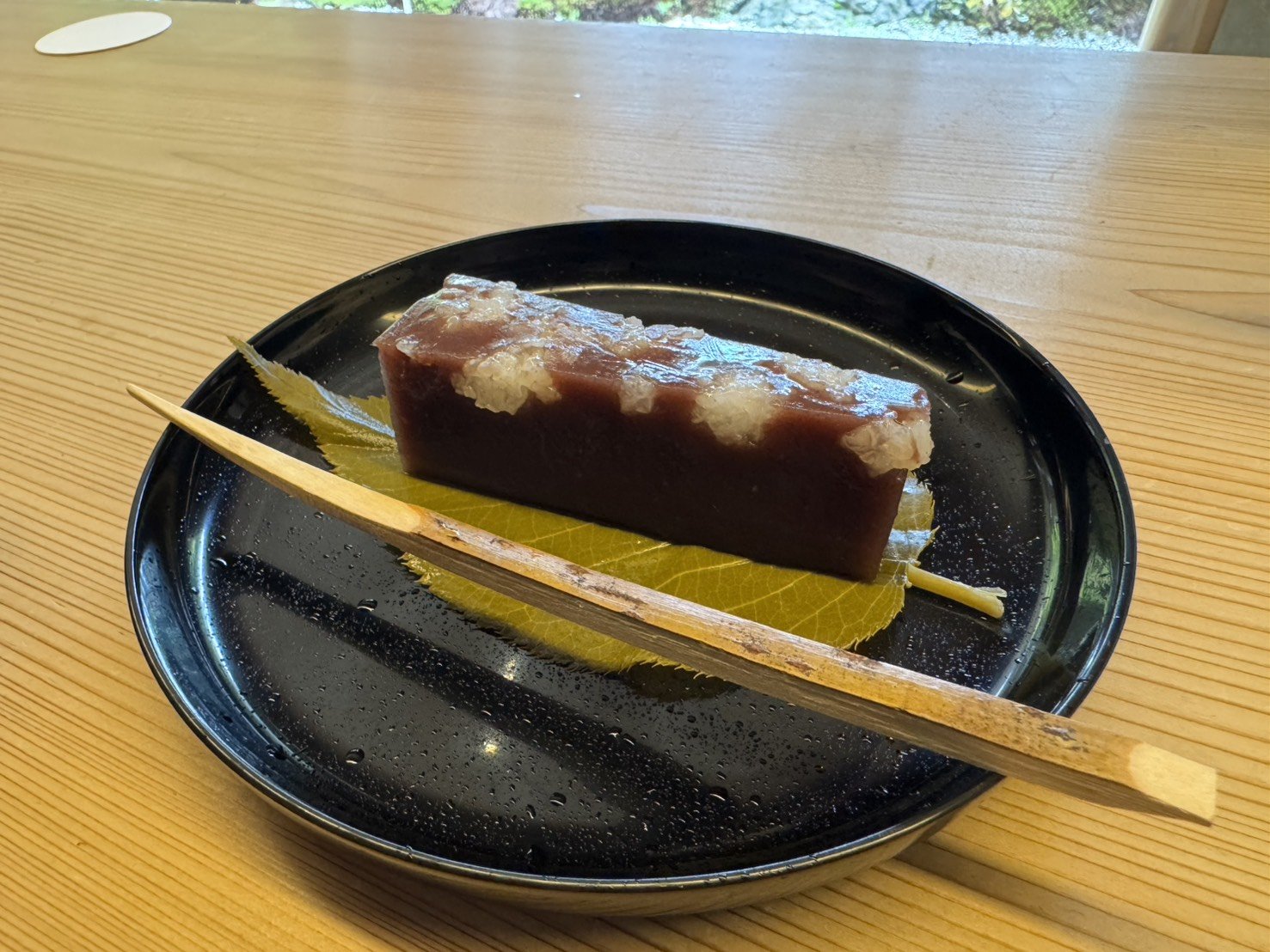 京都．東山緒方 | 甜點：夜櫻羊羹與壽字茶
